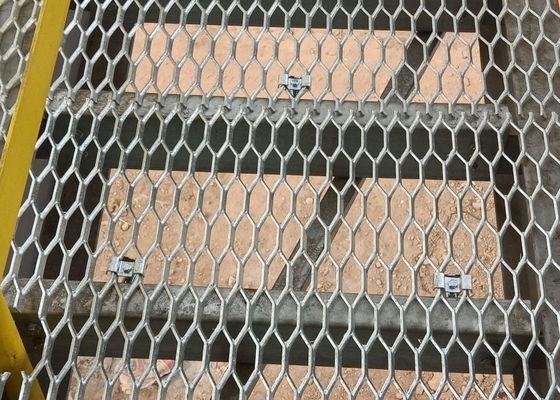 Mild Steel Heavy Duty Raised Diamond Expanded Metal Mesh